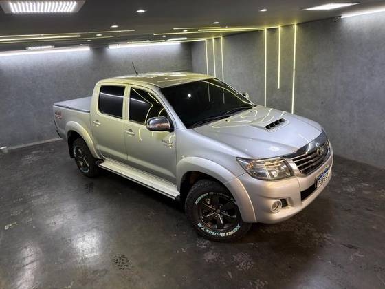 TOYOTA HILUX SW4 3.0 SRV 4X4 16V TURBO INTERCOOLER DIESEL 4P AUTOMÁTICO TOYOTA HILUX SW4 3.0 SRV 4X4 16V TURBO INTERCOOLER DIESEL 4P AUTOMÁTICO